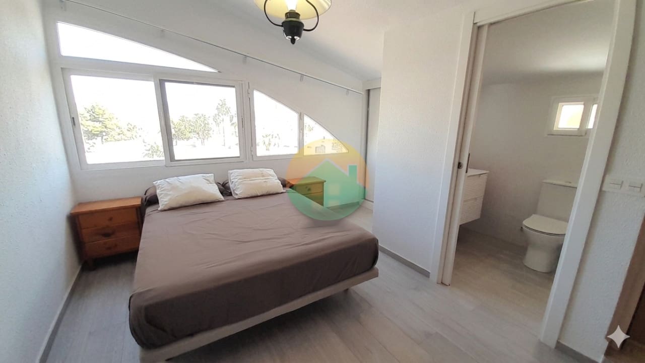 4 quarto Moradia em Banda para venda em Puerto de Mazarron com piscina - 287 000 € (Ref: 9834535)