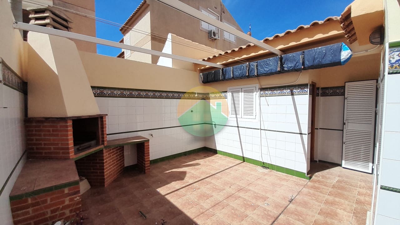 4 quarto Moradia em Banda para venda em Puerto de Mazarron com piscina - 287 000 € (Ref: 9834535)