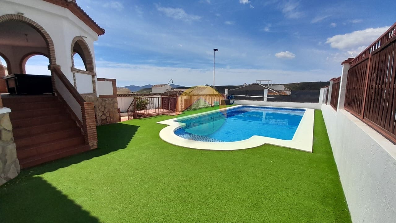 3 Zimmer Villa zu verkaufen in Camposol mit Pool Garage - 249.995 € (Ref: 9838502)