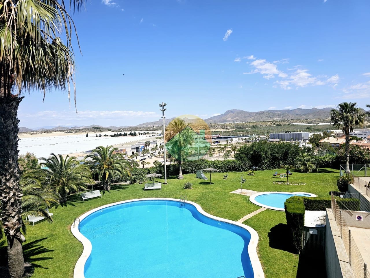 2 soveværelse Lejlighed til salg i Puerto de Mazarron med swimmingpool garage - € 129.995 (Ref: 9841535)