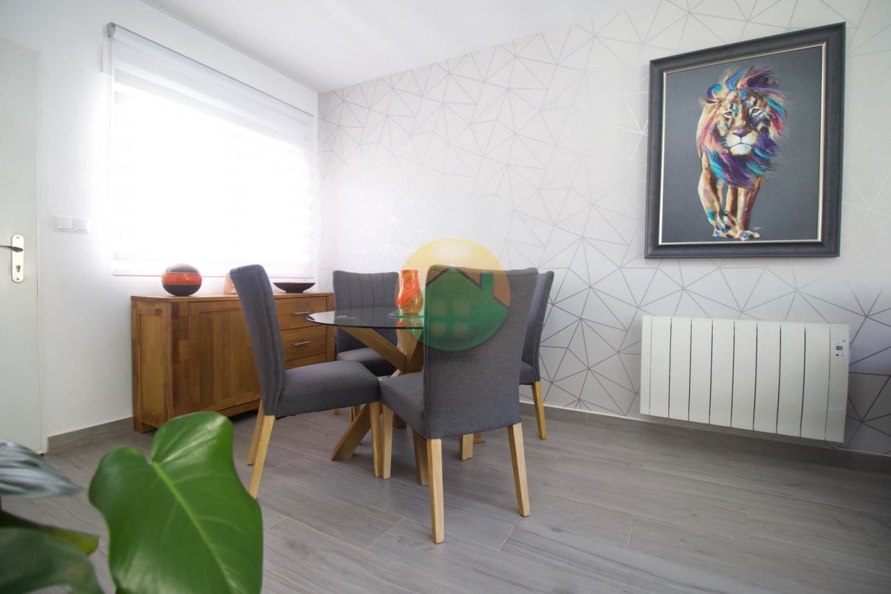 Pareado de 3 habitaciones en La Pinilla en venta con garaje - 159.950 € (Ref: 9847830)