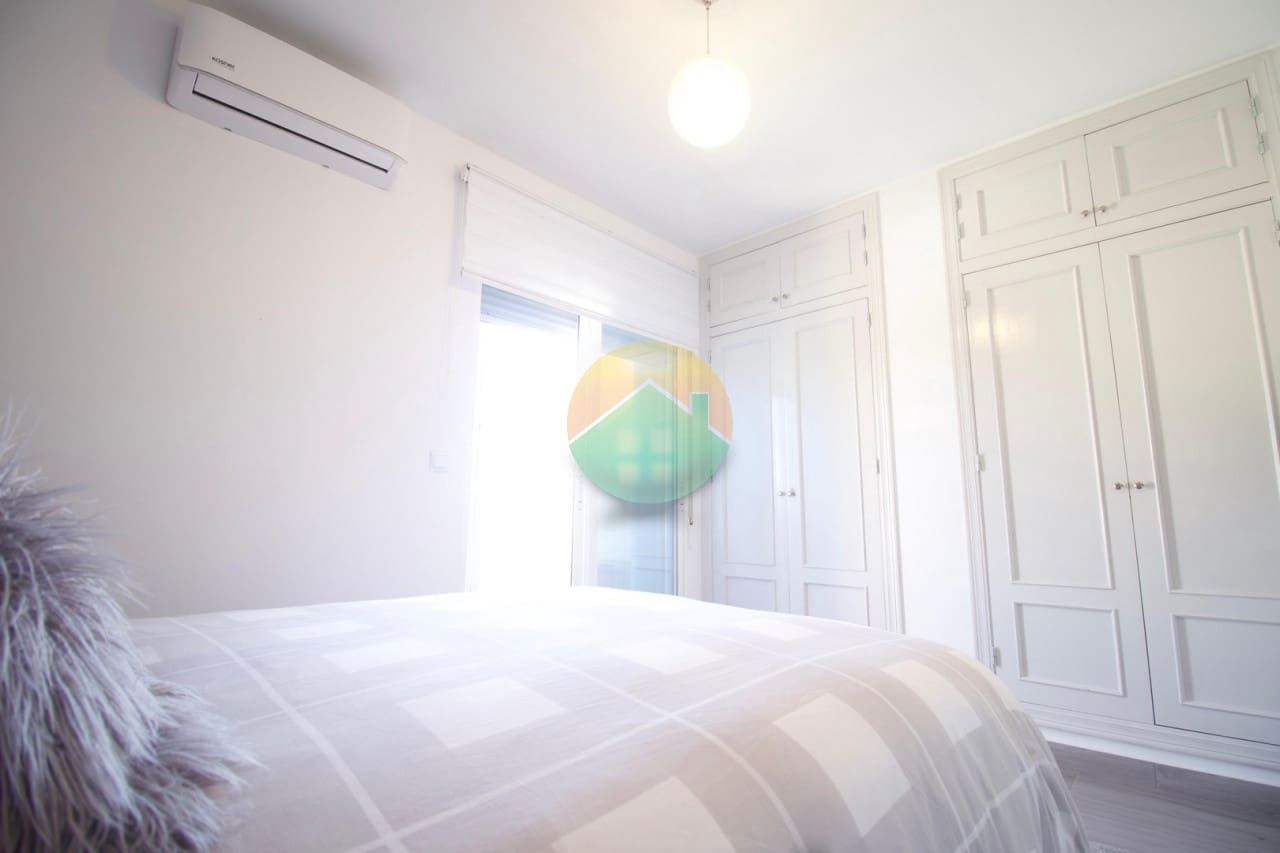Pareado de 3 habitaciones en La Pinilla en venta con garaje - 159.950 € (Ref: 9847830)