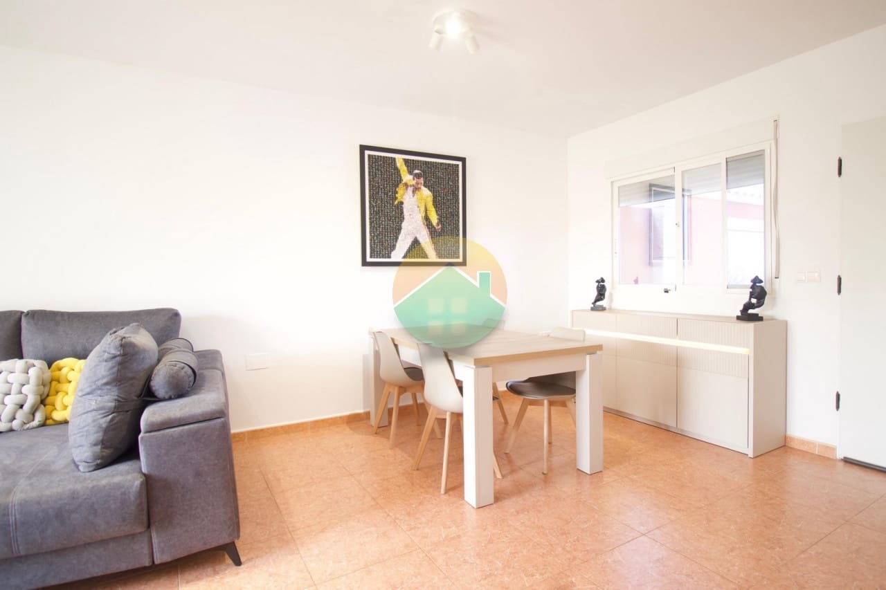 Pareado de 3 habitaciones en La Pinilla en venta con garaje - 169.950 € (Ref: 9847831)