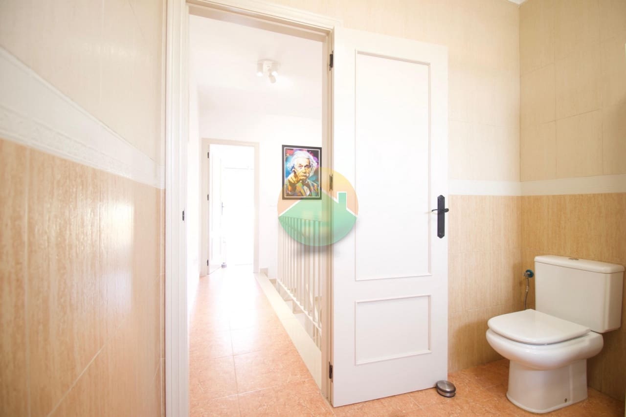 Pareado de 3 habitaciones en La Pinilla en venta con garaje - 169.950 € (Ref: 9847831)
