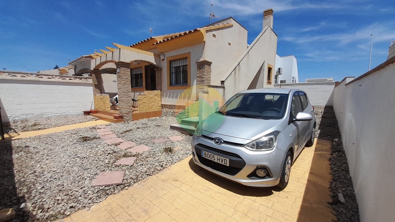 2 chambre Villa/Maison Semi-Mitoyenne à vendre à Camposol avec piscine garage - 114 995 € (Ref: 9848068)