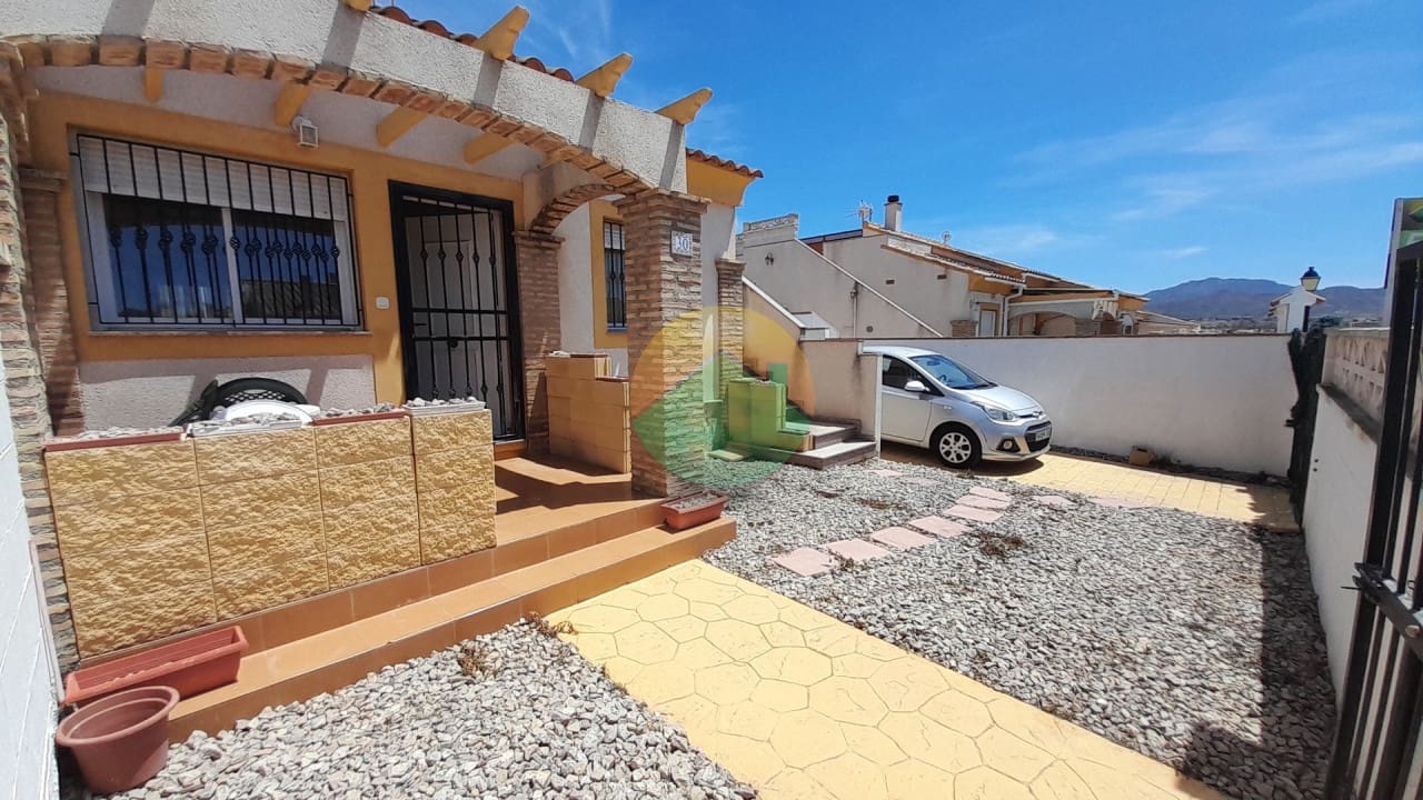 2 chambre Villa/Maison Semi-Mitoyenne à vendre à Camposol avec piscine garage - 114 995 € (Ref: 9848068)