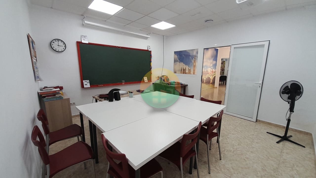 Commercial for sale in Puerto de Mazarron - € 28,500 (Ref: 9850049)