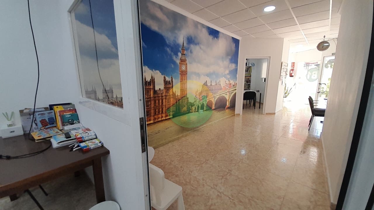Commercial for sale in Puerto de Mazarron - € 28,500 (Ref: 9850049)