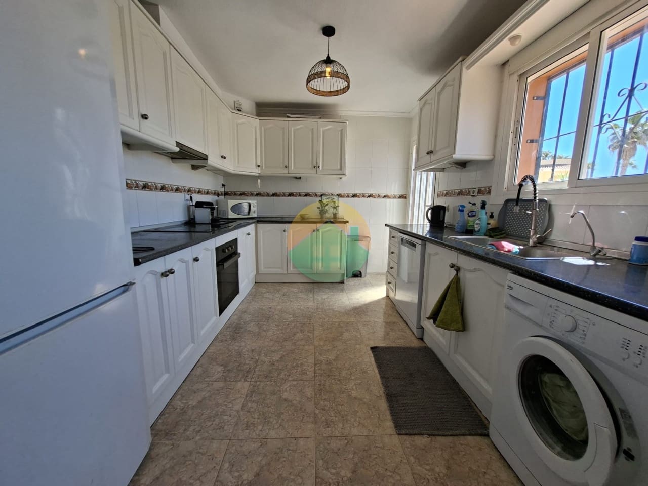 4 bedroom Villa for sale in Camposol with pool garage - € 274,995 (Ref: 9856018)