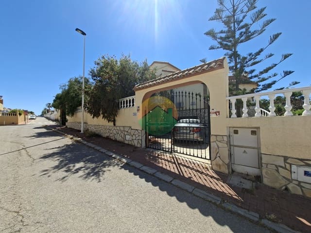 4 bedroom Villa for sale in Camposol, Mazarrón with pool garage - € 274,995 (Ref: 9856018)