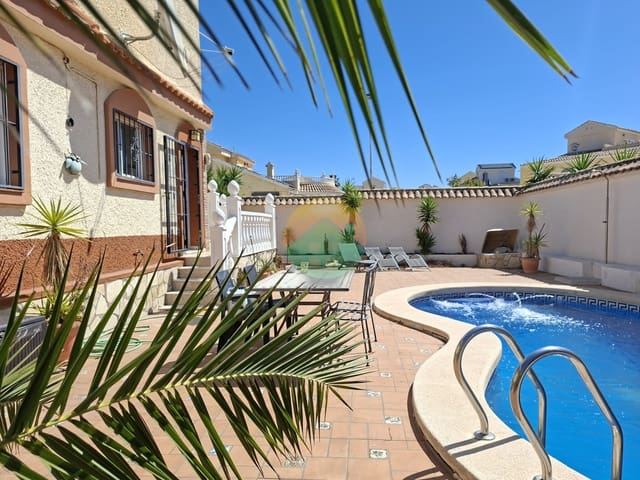 4 bedroom Villa for sale in Camposol, Mazarrón with pool garage - € 274,995 (Ref: 9856018)