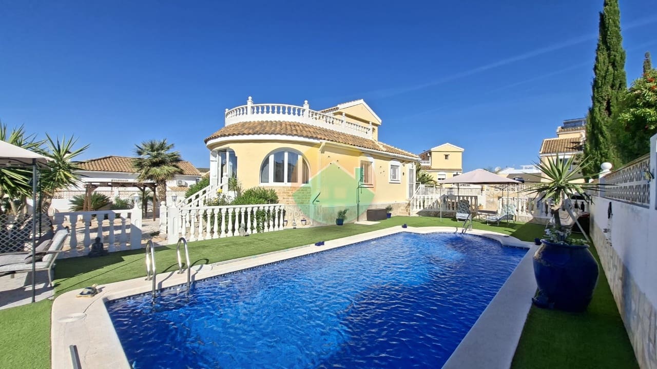 3 bedroom Villa for sale in Camposol with pool garage - € 269,995 (Ref: 9865910)