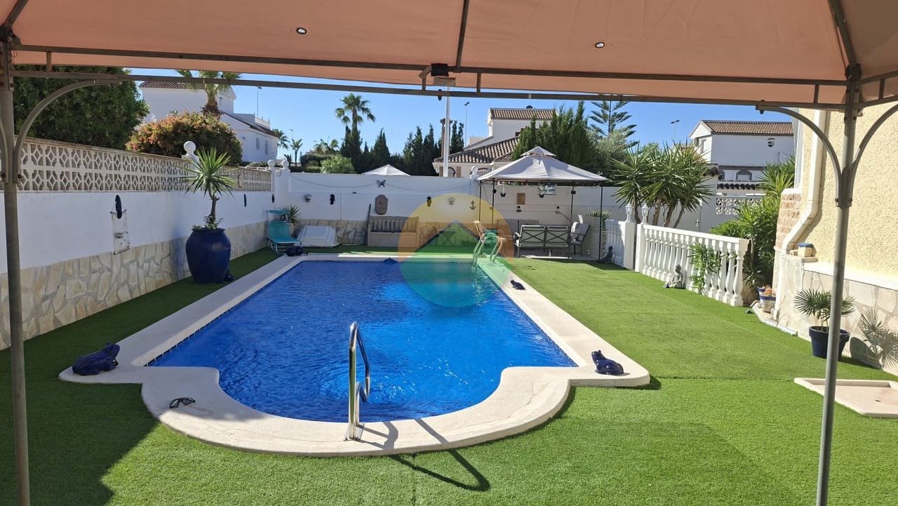 3 bedroom Villa for sale in Camposol with pool garage - € 269,995 (Ref: 9865910)