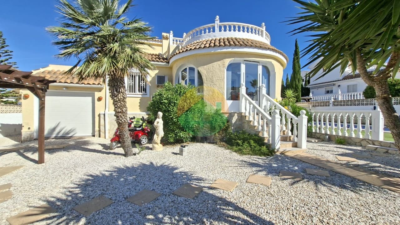 3 bedroom Villa for sale in Camposol with pool garage - € 269,995 (Ref: 9865910)
