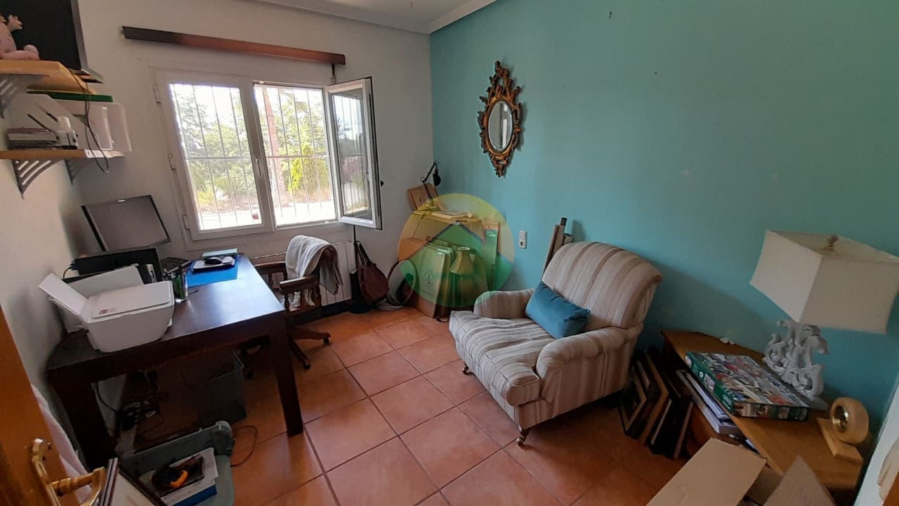 4 soveværelse Villa til salg i Totana med swimmingpool garage - € 450.000 (Ref: 9874168)