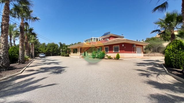 4 soveværelse Villa til salg i Totana med swimmingpool garage - € 450.000 (Ref: 9874168)