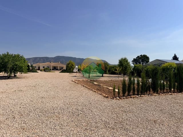 Chalet de 4 habitaciones en Barranda, Caravaca de la Cruz en venta con piscina garaje - 260.000 € (Ref: 9889422)