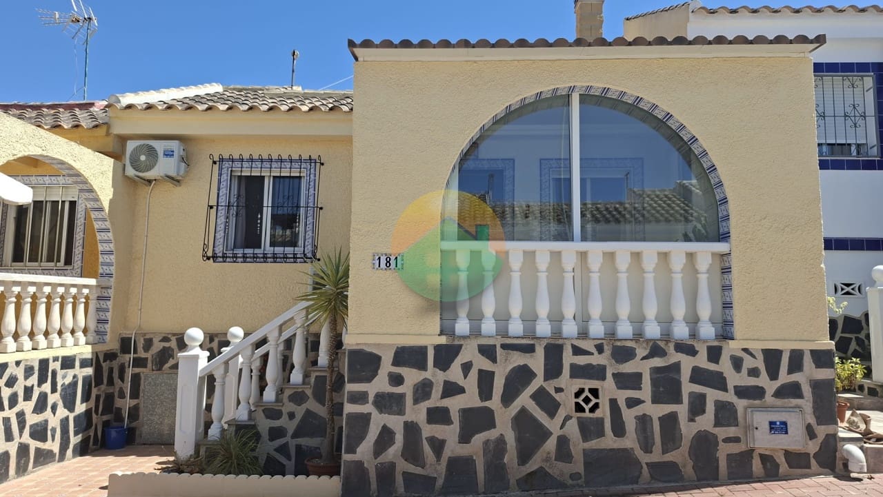 2 sovrum Radhus till salu i Camposol - 92 500 € (Ref: 9893049)