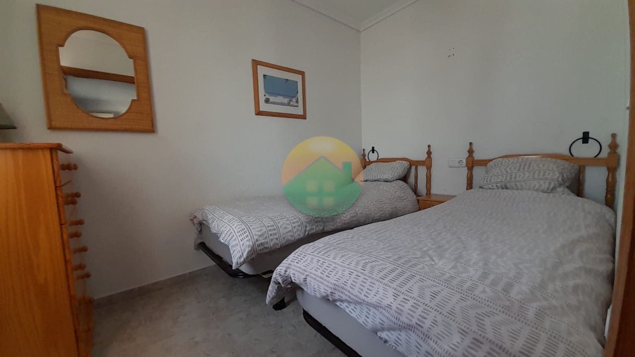 2 slaapkamer Halfvrijstaande villa te koop in Camposol met zwembad - € 99.995 (Ref: 9914793)
