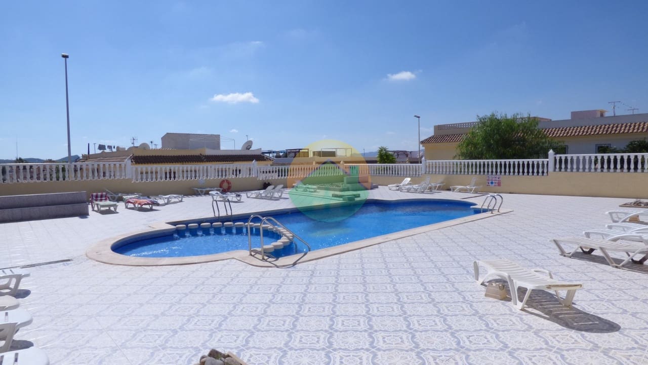 2 slaapkamer Halfvrijstaande villa te koop in Camposol met zwembad - € 99.995 (Ref: 9914793)