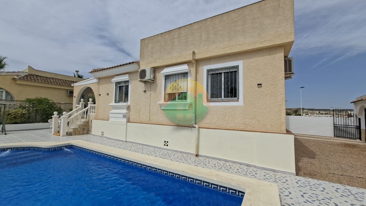 2 bedroom Villa for sale in Camposol with pool garage - € 239,995 (Ref: 9925041)