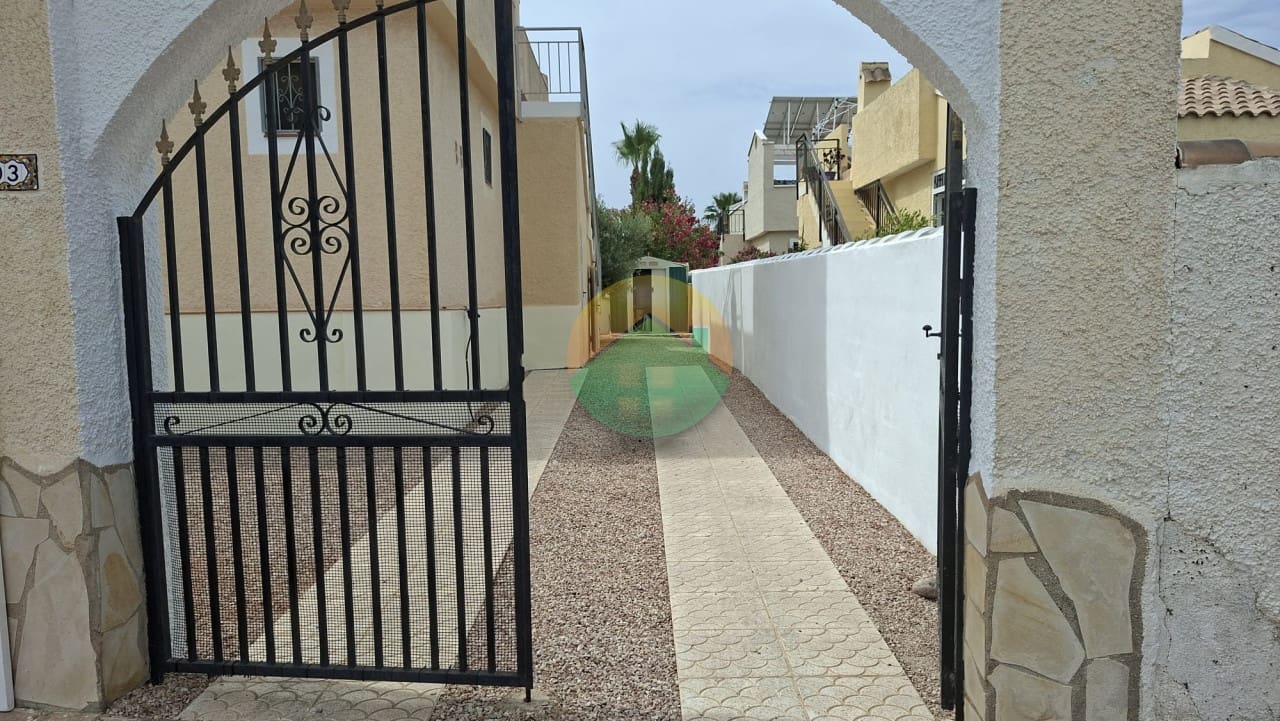 2 bedroom Villa for sale in Camposol with pool garage - € 239,995 (Ref: 9925041)