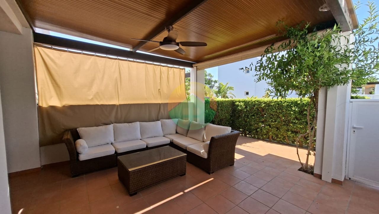 3 quarto Apartamento para venda em Condado de Alhama com piscina garagem - 133 000 € (Ref: 9938832)