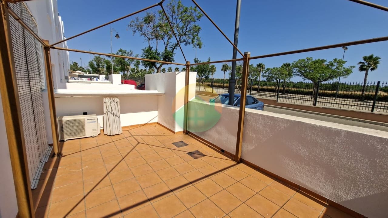 3 quarto Apartamento para venda em Condado de Alhama com piscina garagem - 133 000 € (Ref: 9938832)