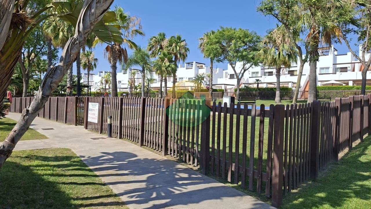 3 quarto Apartamento para venda em Condado de Alhama com piscina garagem - 133 000 € (Ref: 9938832)