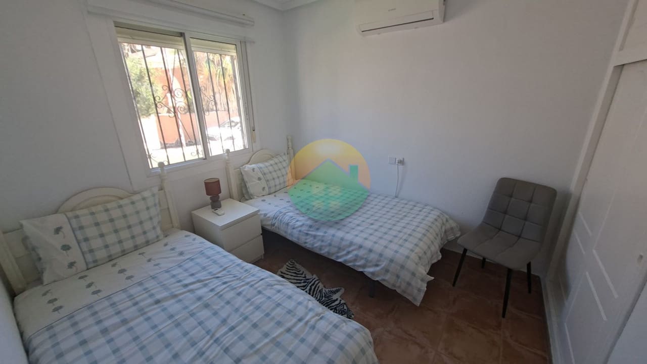 4 sypialnia Willa na sprzedaż w Camposol z basenem garażem - 210 000 € (Ref: 9946715)