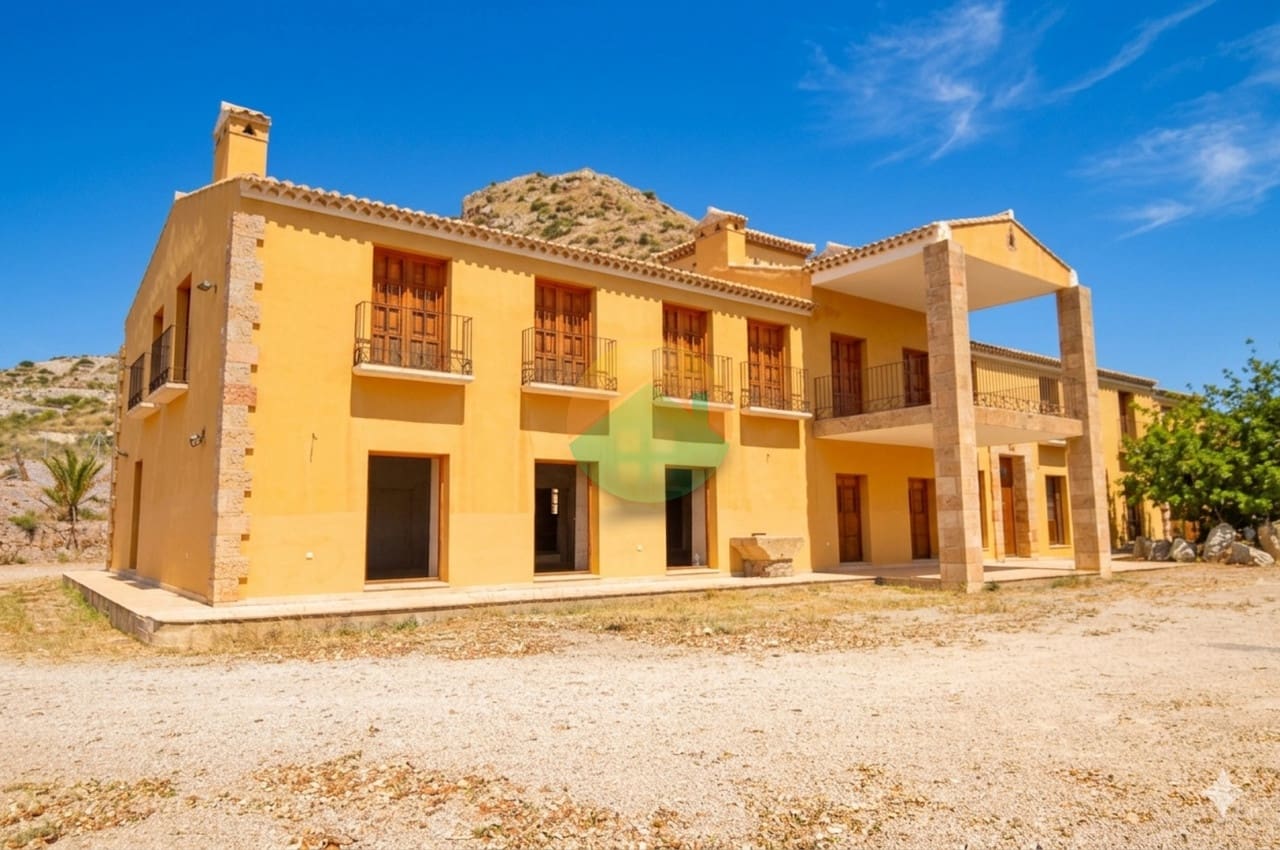 3 quarto Quinta/Casa Rural para venda em Aguilas com piscina garagem - 840 000 € (Ref: 9953198)