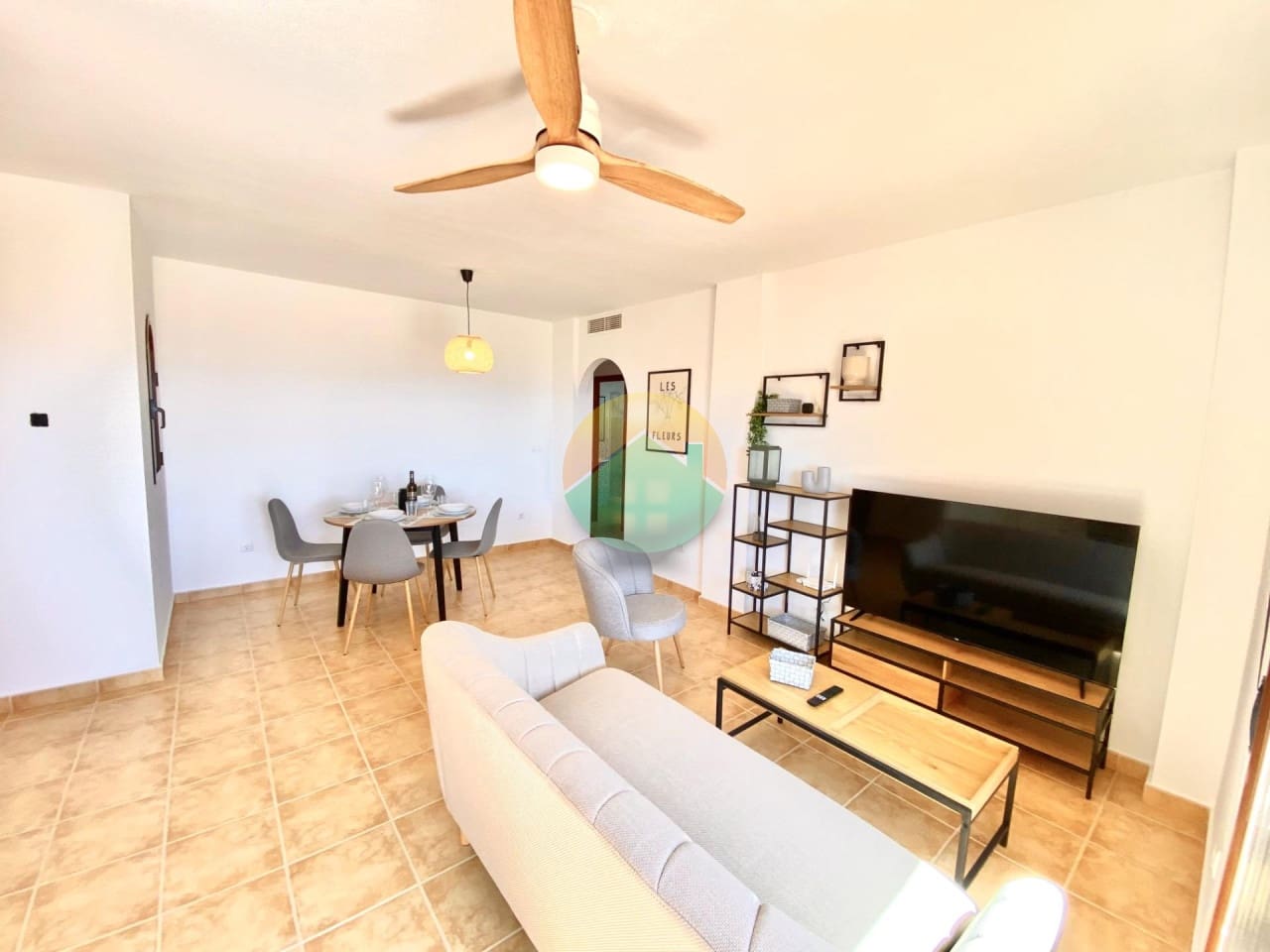2 slaapkamer Appartement te koop in Isla Plana met zwembad garage - € 229.900 (Ref: 9969004)