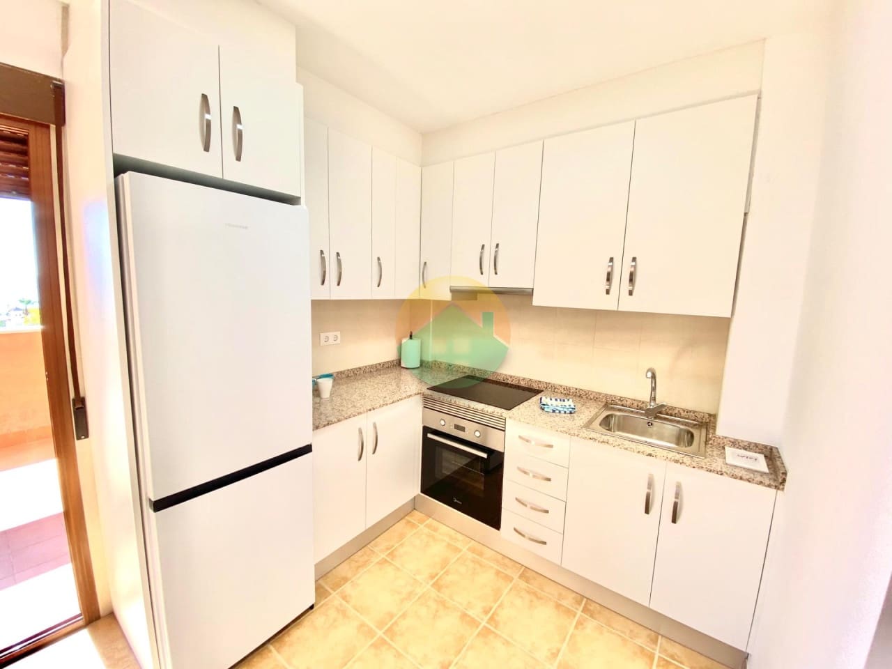 2 slaapkamer Appartement te koop in Isla Plana met zwembad garage - € 229.900 (Ref: 9969004)