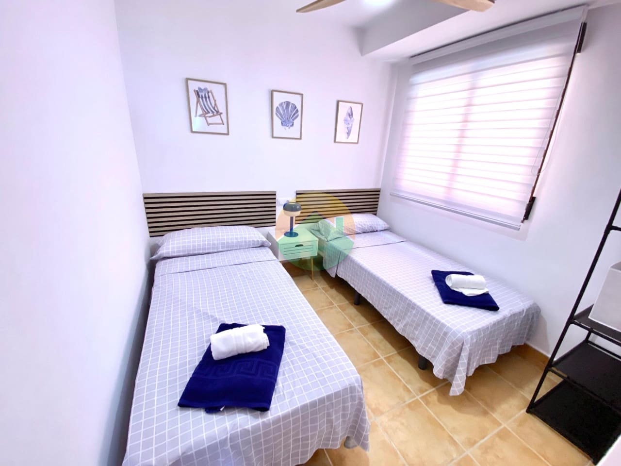2 slaapkamer Appartement te koop in Isla Plana met zwembad garage - € 229.900 (Ref: 9969004)