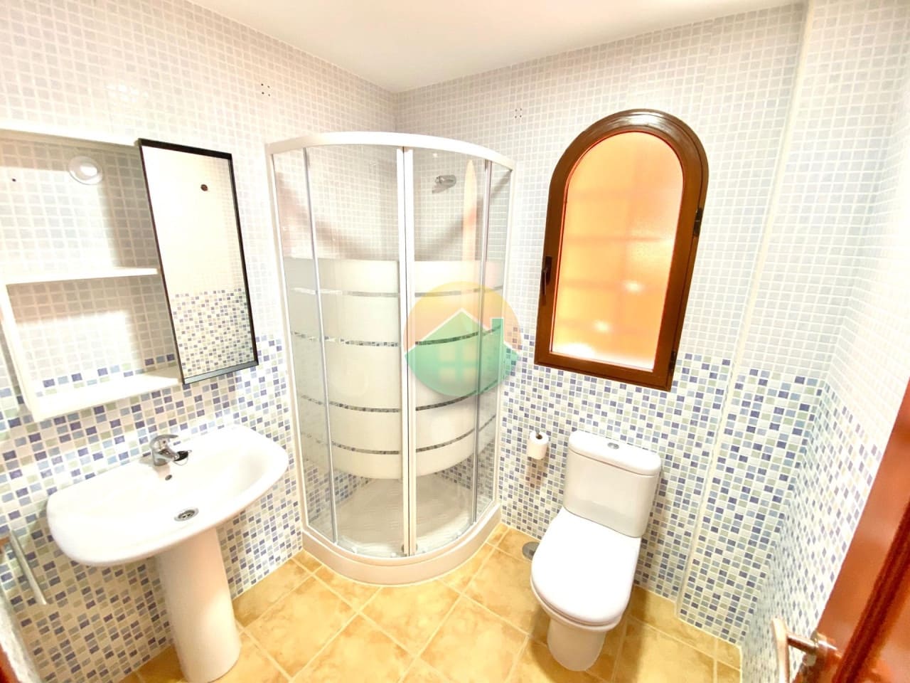 2 slaapkamer Appartement te koop in Isla Plana met zwembad garage - € 229.900 (Ref: 9969004)
