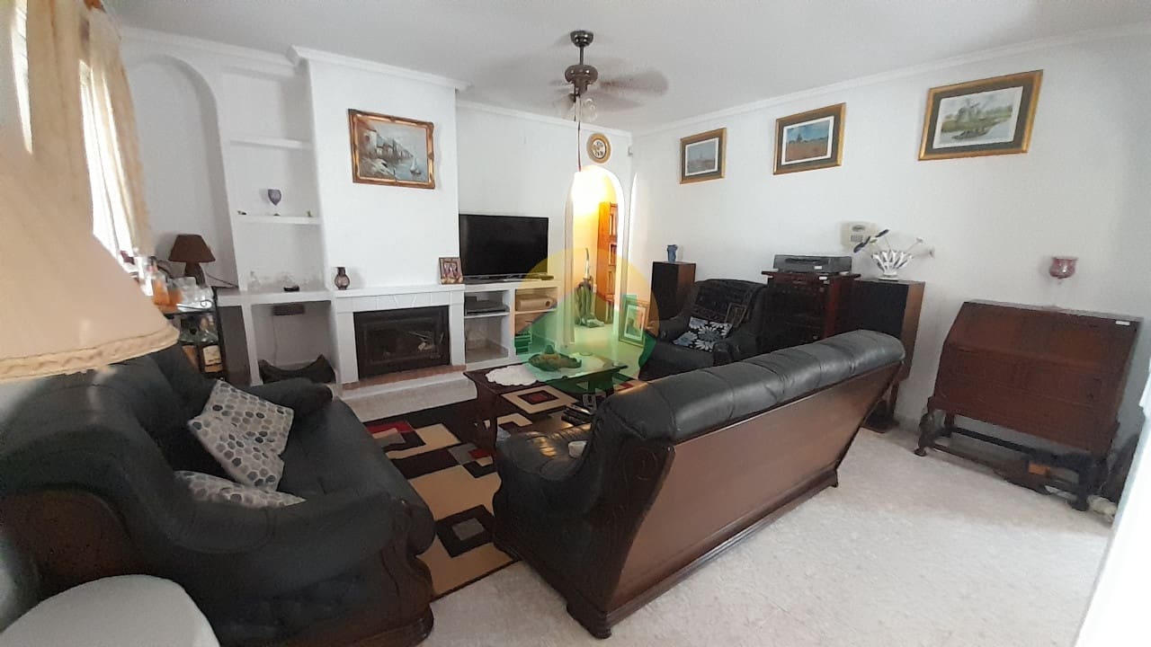 3 soverom Villa til salgs i Camposol med svømmebasseng garasje - € 162 500 (Ref: 9989428)