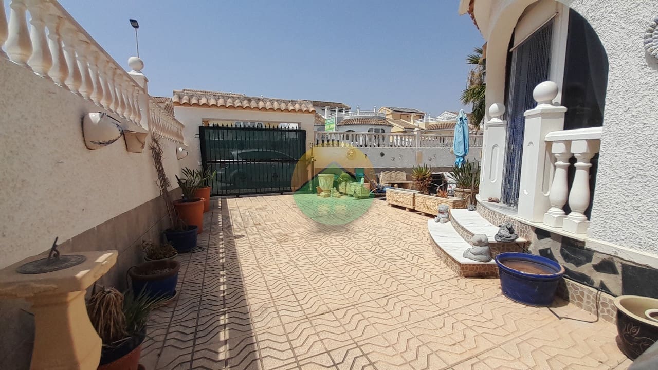 3 soverom Villa til salgs i Camposol med svømmebasseng garasje - € 162 500 (Ref: 9989428)