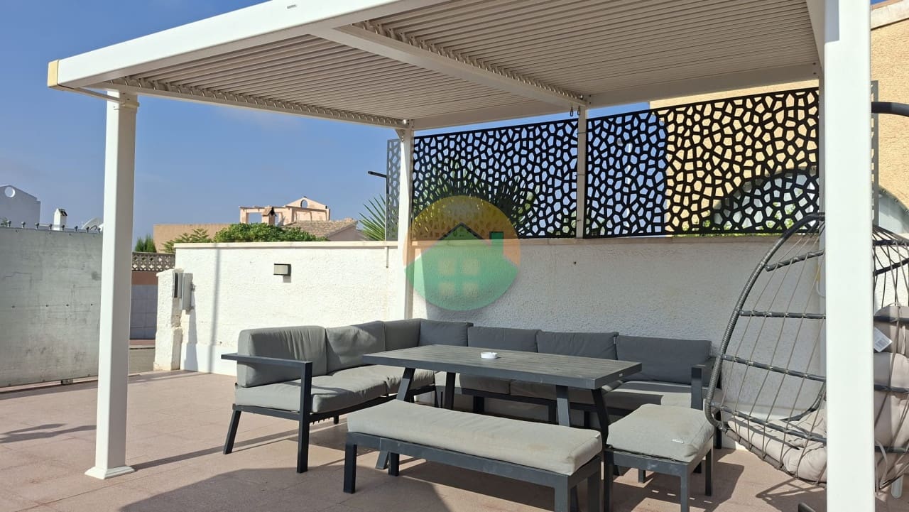 Chalet de 4 habitaciones en Camposol en venta con piscina garaje - 225.000 € (Ref: 9991795)