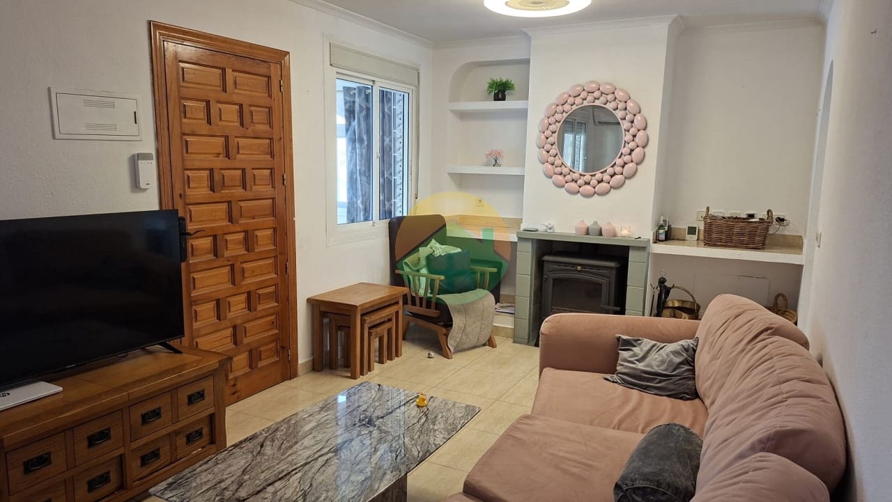 Chalet de 4 habitaciones en Camposol en venta con piscina garaje - 225.000 € (Ref: 9991795)