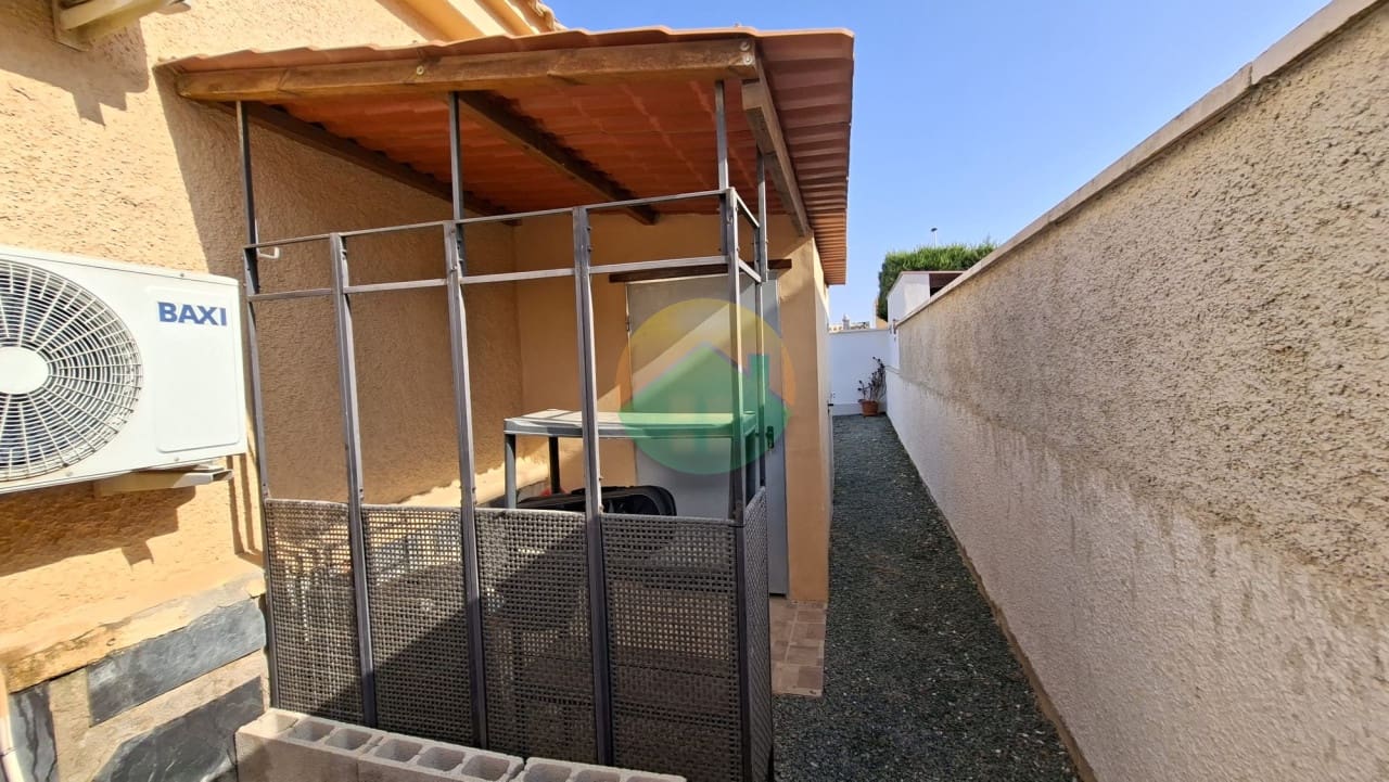 Chalet de 4 habitaciones en Camposol en venta con piscina garaje - 225.000 € (Ref: 9991795)