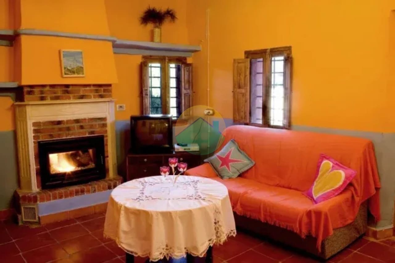 4 slaapkamer Finca/Landhuis te koop in Lorca met zwembad garage - € 190.000 (Ref: 9991951)