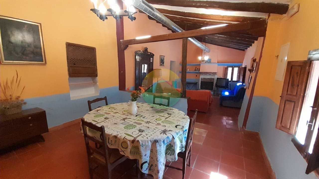 4 slaapkamer Finca/Landhuis te koop in Lorca met zwembad garage - € 190.000 (Ref: 9991951)