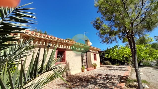 4 slaapkamer Finca/Landhuis te koop in Lorca met zwembad garage - € 190.000 (Ref: 9991951)