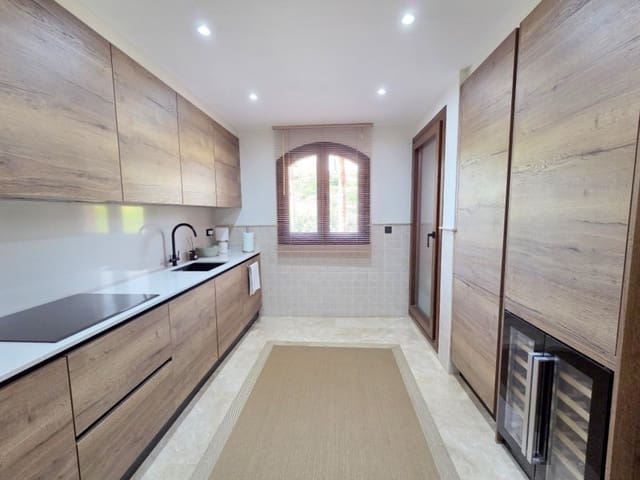 Ático de 3 habitaciones en Costa Natura, Estepona en venta con piscina garaje - 479.000 € (Ref: 10029512)