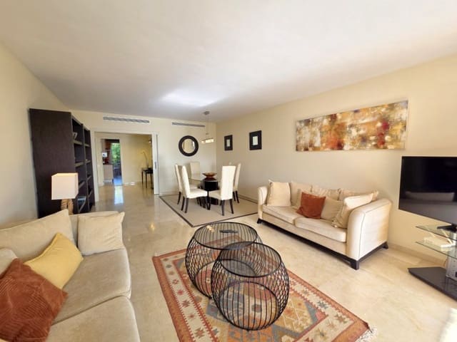 3 quarto Apartamento para venda em La Duquesa / Puerto de la Duquesa, Manilva com piscina garagem - 750 000 € (Ref: 10043582)