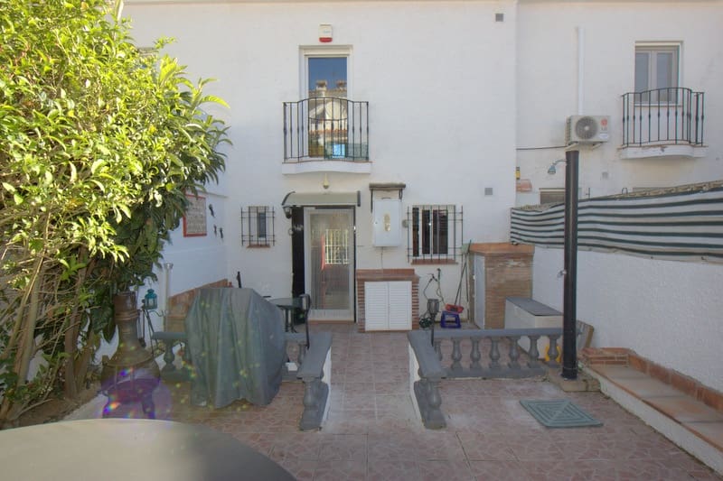 2 chambre Maison de Ville à vendre à La Duquesa / Puerto de la Duquesa - 285 000 € (Ref: 10076926)