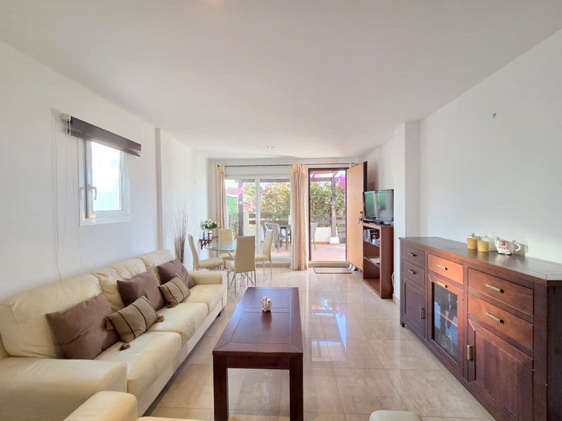 2 Zimmer Apartment zu verkaufen in La Duquesa / Puerto de la Duquesa mit Pool Garage - 215.000 € (Ref: 10076927)