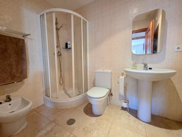 2 Zimmer Apartment zu verkaufen in La Duquesa / Puerto de la Duquesa, Manilva mit Pool Garage - 215.000 € (Ref: 10076927)