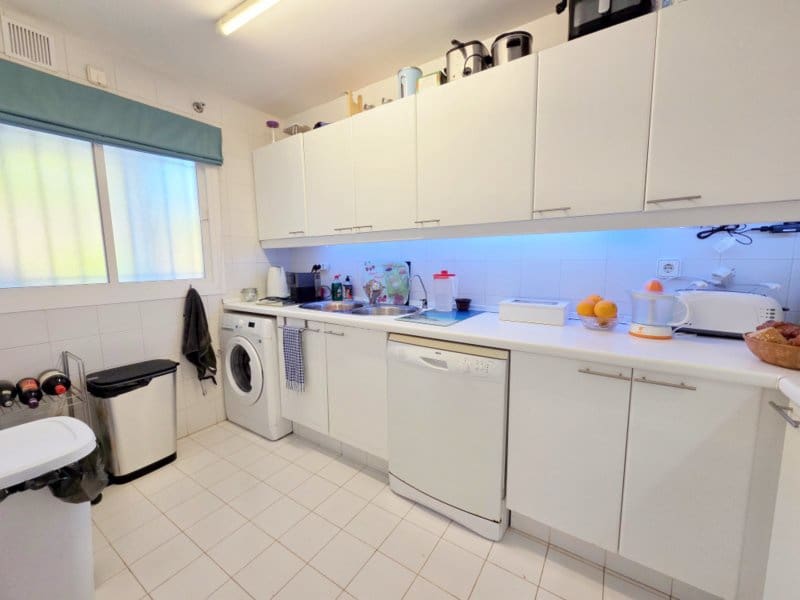 3 camera da letto Appartamento in vendita in La Duquesa / Puerto de la Duquesa con piscina - 315.000 € (Rif: 10104294)