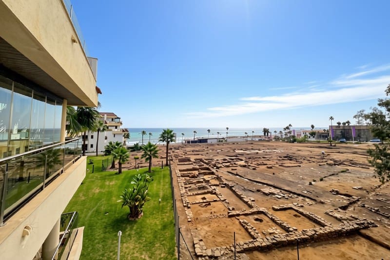 1 sypialnia Apartament na sprzedaż w La Duquesa / Puerto de la Duquesa z basenem garażem - 299 950 € (Ref: 10158513)